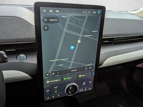 Used 2022 Ford Mustang Mach-E Premium image 13