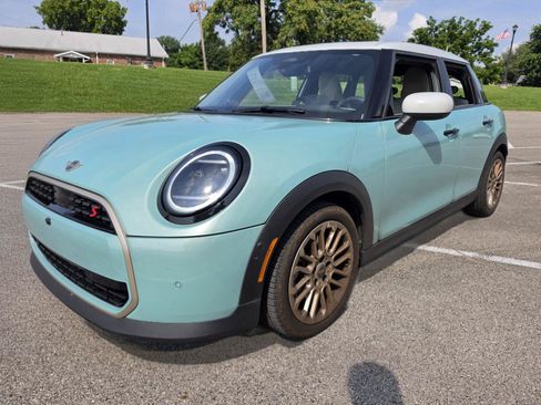 Used 2026 MINI Cooper S FWD image 4