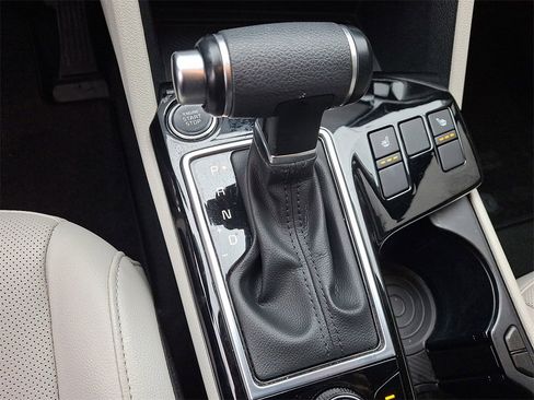 Used 2023 Kia Sportage EX image 15