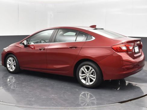 Used 2019 Chevrolet Cruze LT FWD image 17