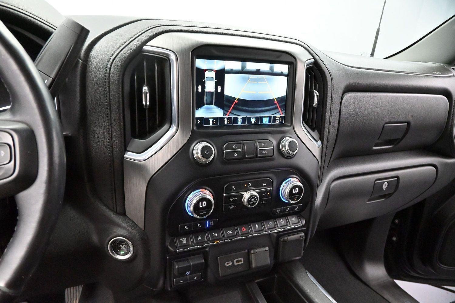 Used 2021 GMC Sierra 3500 Denali w/ Denali Black Diamond Edition AWD/4WD image 19