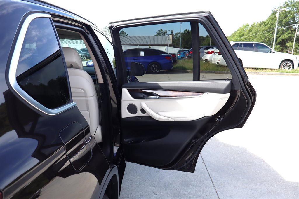 Used 2015 BMW X5 xDrive35d AWD/4WD image 49