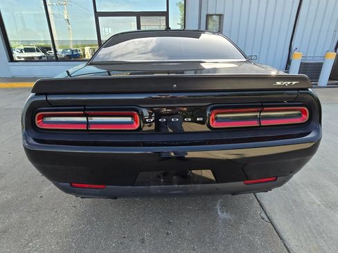 Used 2015 Dodge Challenger SRT Hellcat RWD image 6