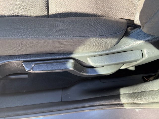 Used 2020 Honda HR-V LX image 12