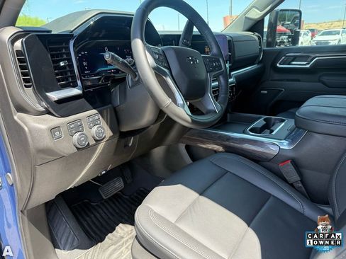 Used 2025 Chevrolet Silverado 2500 LTZ w/ Trail Boss Package AWD/4WD image 11