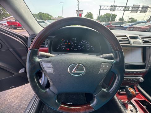 Used 2012 Lexus LS 460 L w/ Rear Seat Upgrade Pkg AWD/4WD image 9