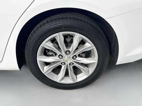 Used 2023 Chevrolet Malibu LT image 30