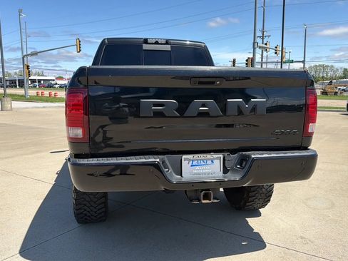 Used 2018 RAM 2500 Laramie w/ Sport Appearance Group AWD/4WD image 17