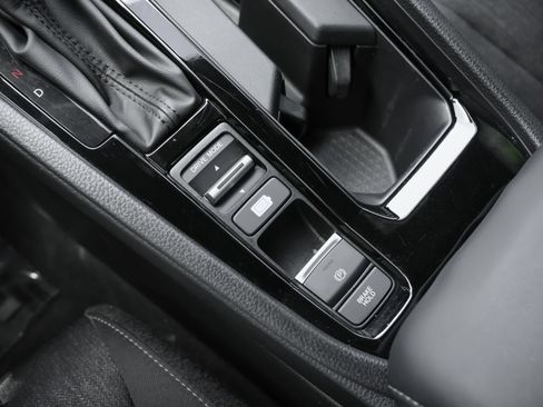 Used 2023 Honda Accord Sport image 16