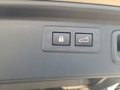 Used 2022 Subaru Forester Wilderness image 11