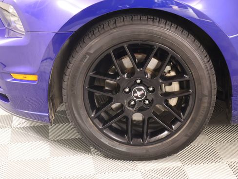 Used 2014 Ford Mustang Coupe w/ Equipment Group 102A RWD image 14