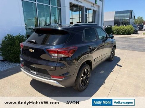 Used 2021 Chevrolet TrailBlazer LT w/ Convenience Package FWD image 9