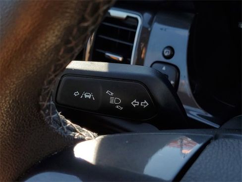 Used 2022 Ford Ranger Lariat w/ Equipment Group 501A High image 16