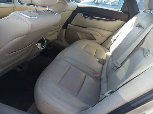 Used 2013 Cadillac XTS Premium image 6