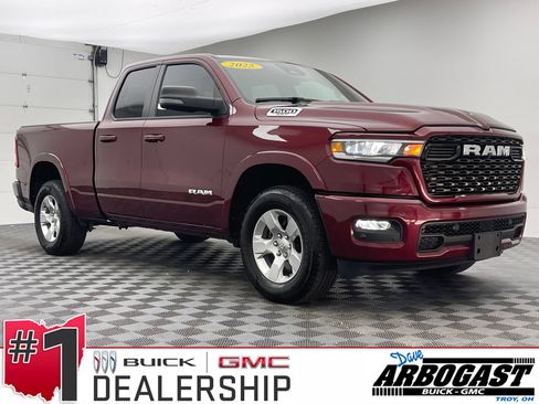 Used 2025 RAM 1500 Big Horn AWD/4WD image 1