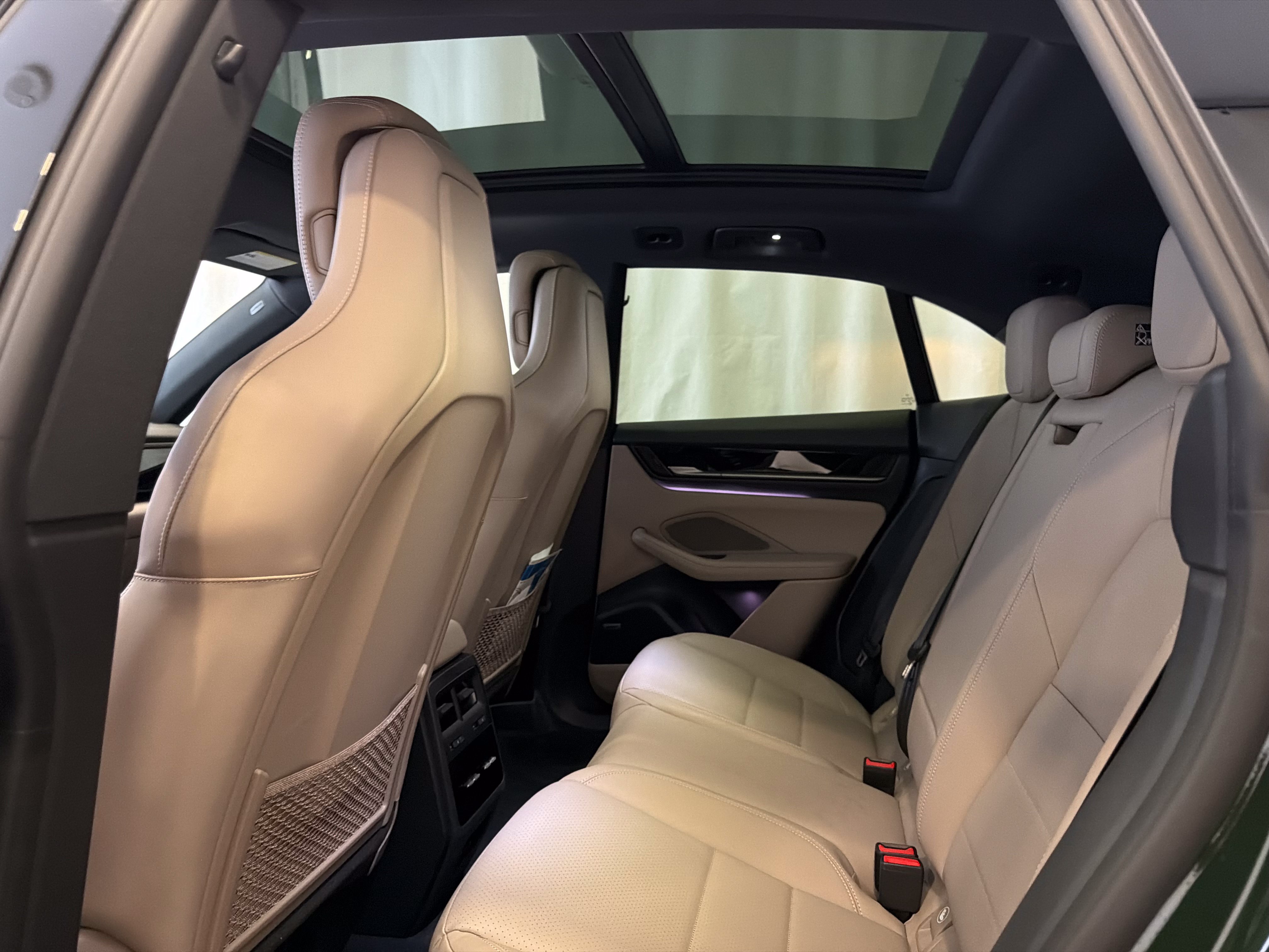Certified 2026 Porsche Macan 4 Electric AWD/4WD image 25