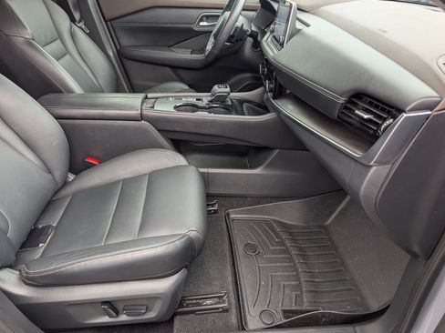 Used 2021 Nissan Rogue SL FWD image 29