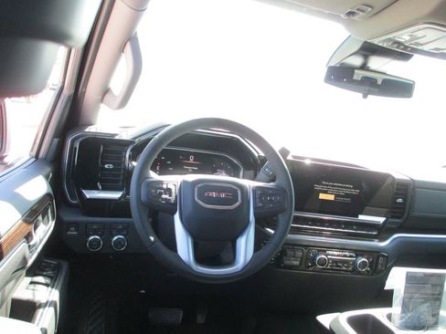New 2026 GMC Sierra 1500 SLE AWD/4WD image 12