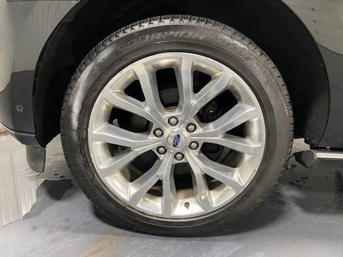 Used 2018 Ford Expedition Max Platinum image 5