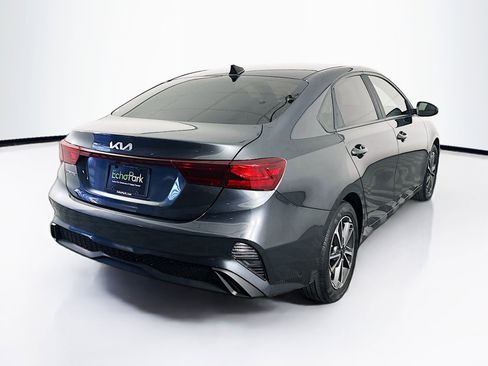 Used 2022 Kia Forte LXS FWD image 9