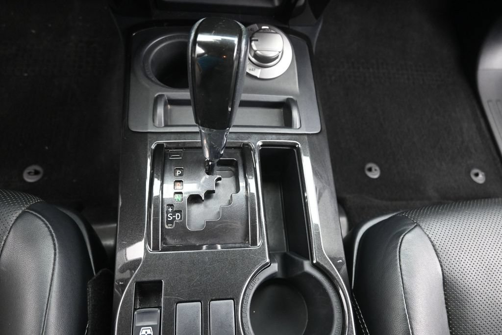 Used 2021 Toyota 4Runner Nightshade AWD/4WD image 18