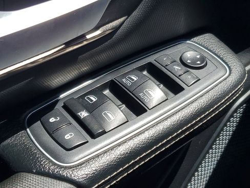 Used 2019 RAM 1500 Sport w/ Level 2 Equipment Group AWD/4WD image 28