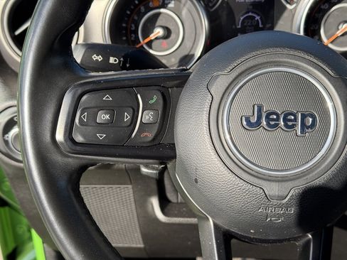 Used 2019 Jeep Wrangler Unlimited Sport S image 15