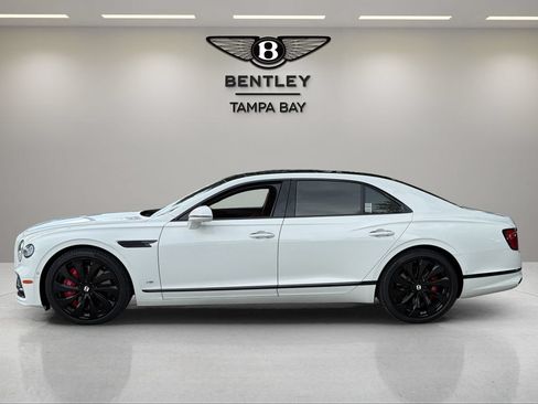 Certified 2022 Bentley Flying Spur V8 AWD/4WD image 5