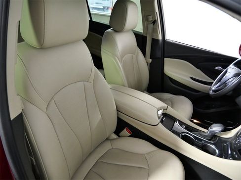 Used 2018 Buick Envision Premium image 13