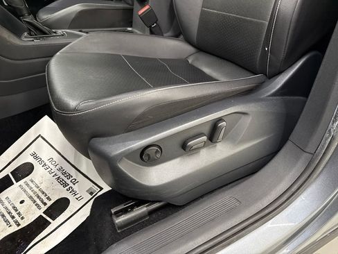 Used 2021 Volkswagen Tiguan SEL w/ 3-Row Tiguan MDO Package image 12