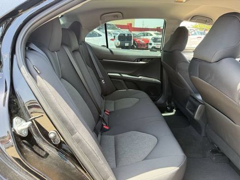 Used 2022 Toyota Camry LE FWD image 28