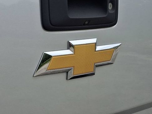 Used 2017 Chevrolet Colorado Z71 AWD/4WD image 32