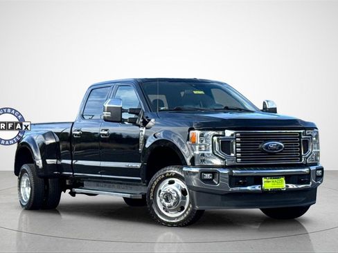 Used 2022 Ford F350 Lariat w/ FX4 Off-Road Package image 2