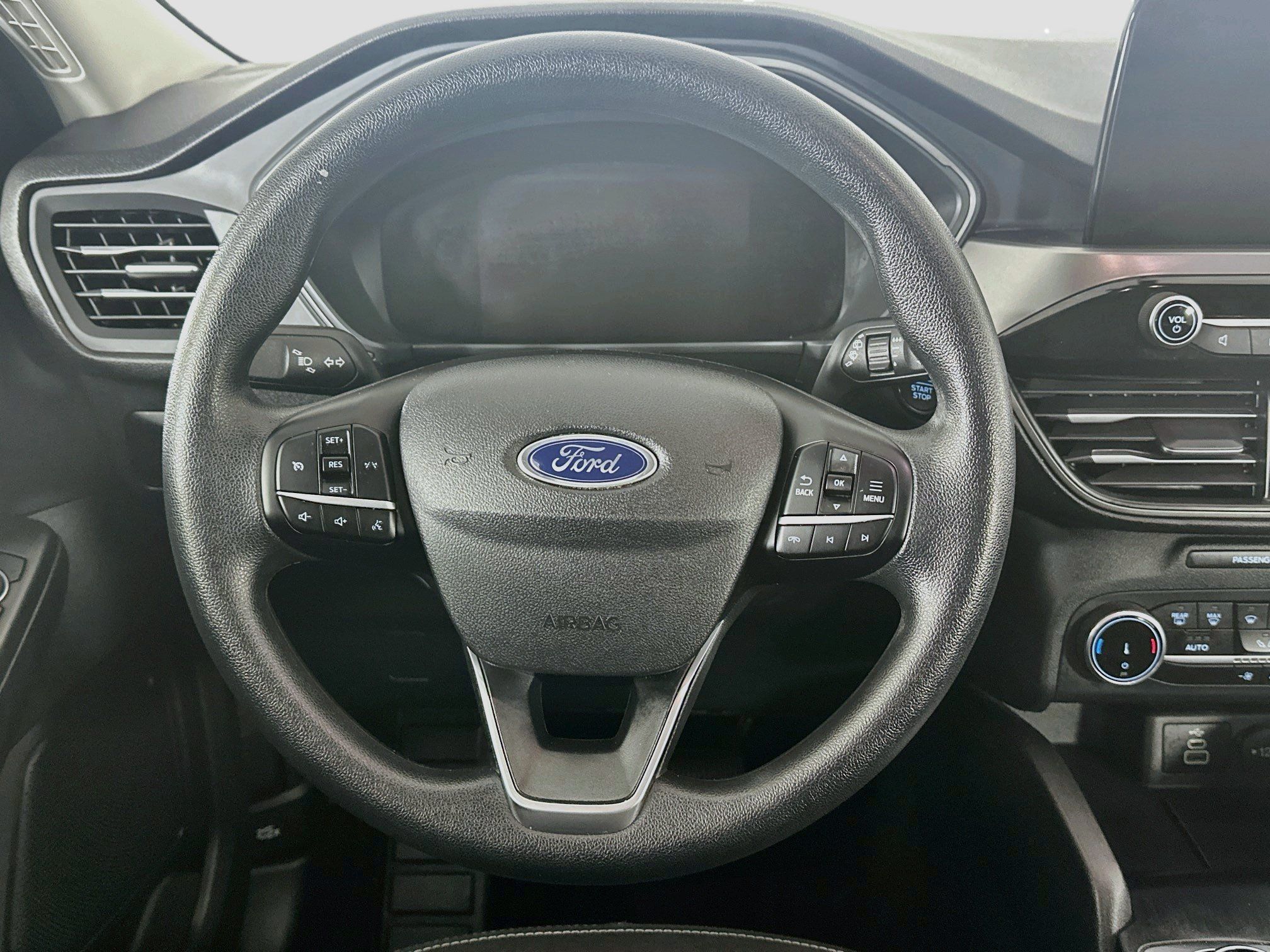 Used 2025 Ford Escape Active AWD/4WD image 18