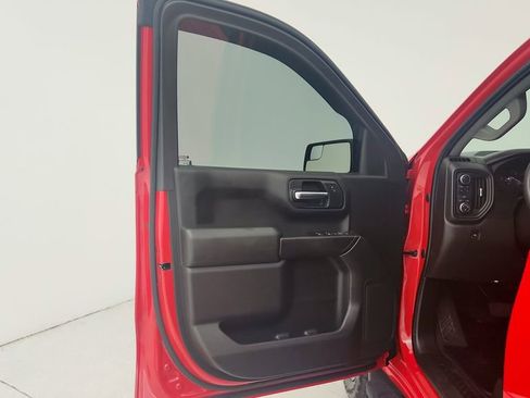 Certified 2023 Chevrolet Silverado 1500 Custom Trail Boss w/ LPO, Dark Essentials Package AWD/4WD image 19