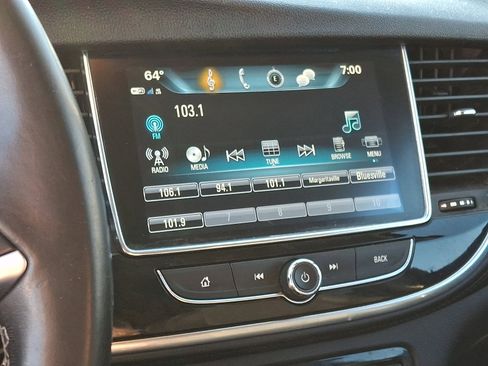 Certified 2019 Buick Encore Sport Touring AWD/4WD image 18