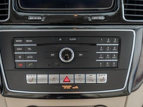 Used 2017 Mercedes-Benz GLS 450 4MATIC image 26