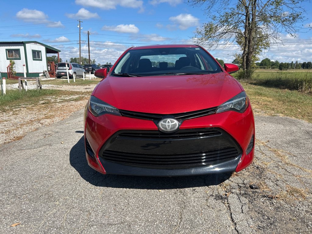 Used 2019 Toyota Corolla LE FWD image 2