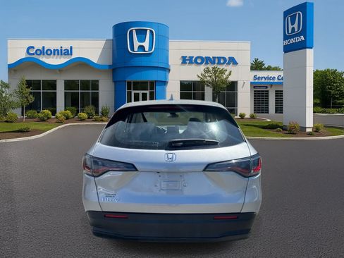 Used 2023 Honda HR-V LX image 5