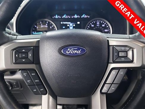 Used 2021 Ford Expedition XLT image 19
