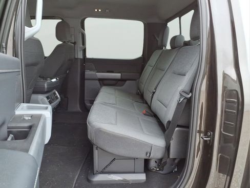 Used 2024 Ford F150 XLT w/ Equipment Group 302A MID AWD/4WD image 31