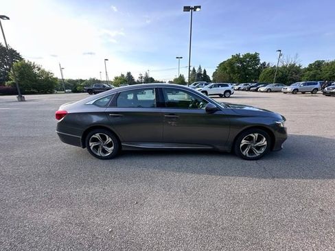 Used 2019 Honda Accord EX image 2