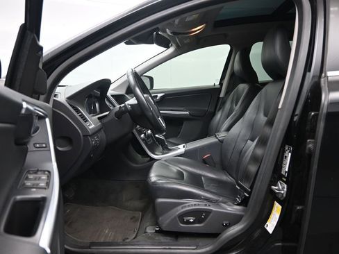 Used 2015 Volvo XC60 T5 AWD/4WD image 15