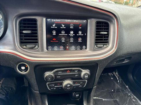 Used 2017 Dodge Charger R/T w/ Blacktop Package image 20