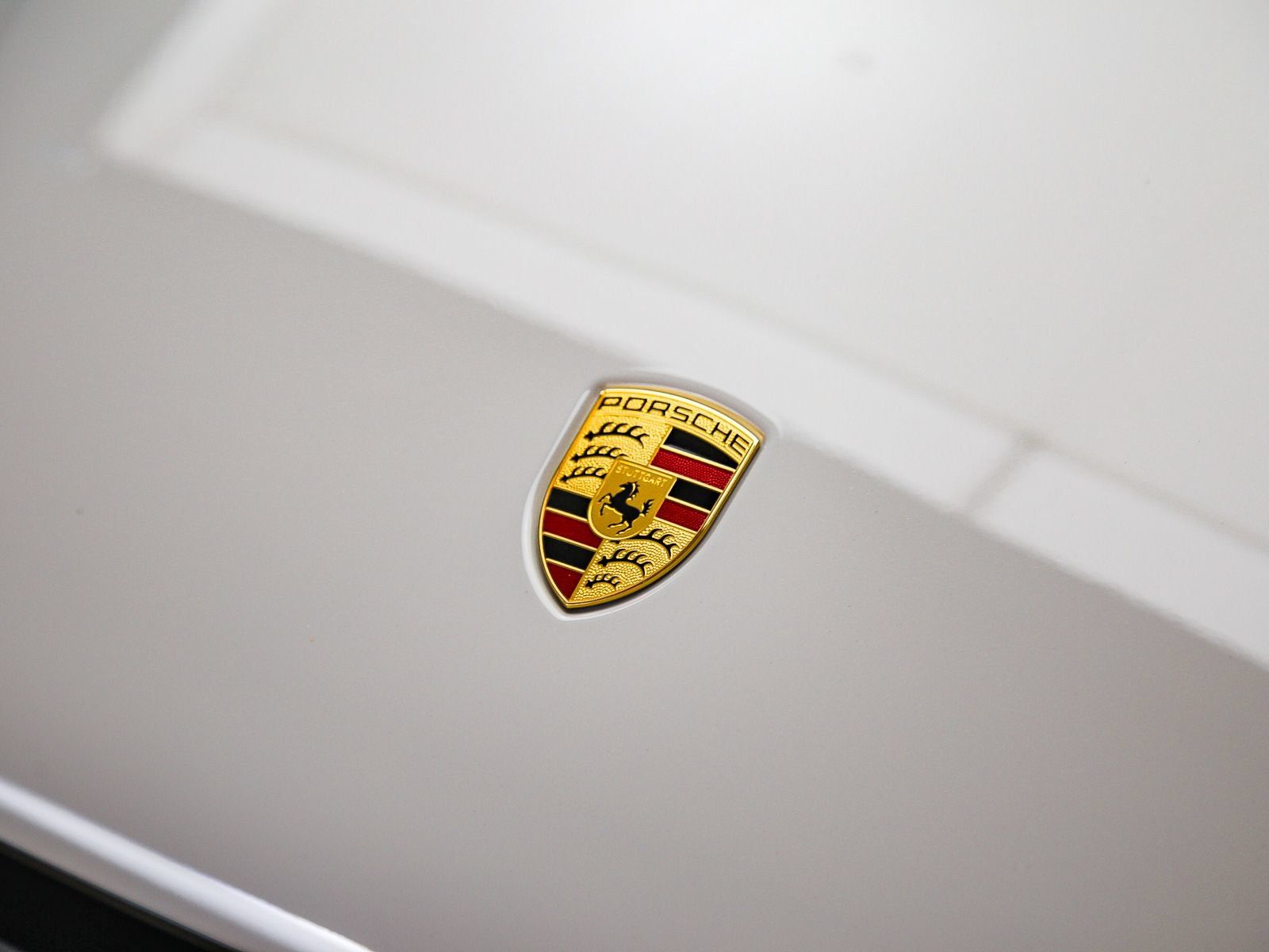 Certified 2026 Porsche Macan AWD/4WD image 12