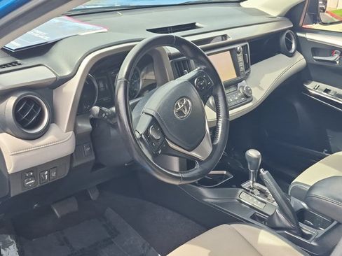 Used 2017 Toyota RAV4 Limited AWD/4WD image 10