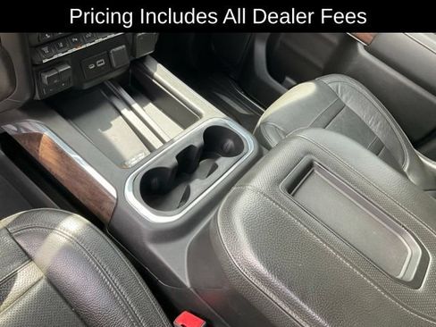 Used 2020 GMC Sierra 3500 Denali w/ Denali Ultimate Package AWD/4WD image 17