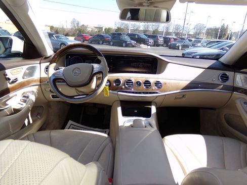 Used 2014 Mercedes-Benz S 550 Sedan image 18