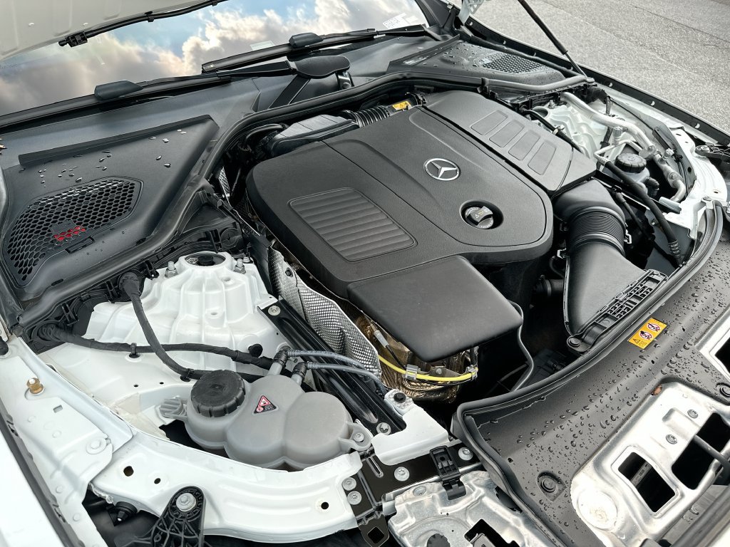 Used 2025 Mercedes-Benz E 350 Sedan image 26