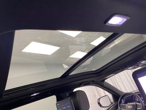 Used 2023 Cadillac Escalade Premium Luxury w/ LPO, Floor Liner Package AWD/4WD image 40